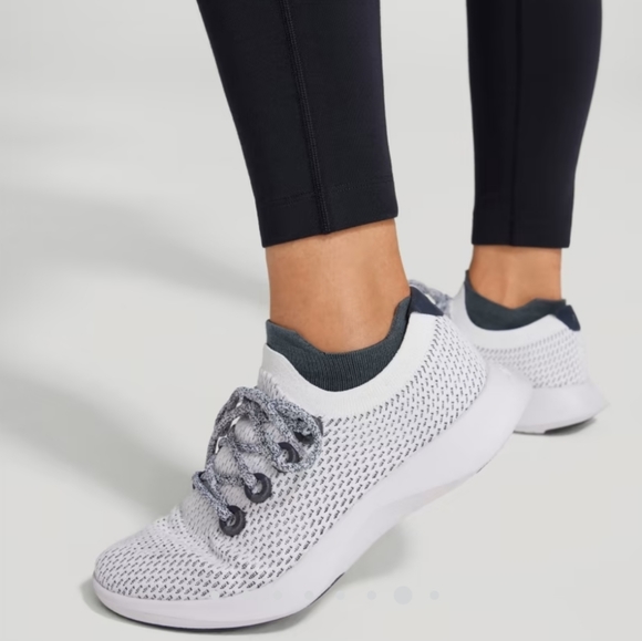 allbirds Women's Natural Black Compressive Legging - Picture 4 of 15